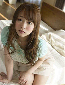 《邻居的美人妻》日本