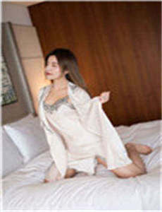 灌醉美女游戏